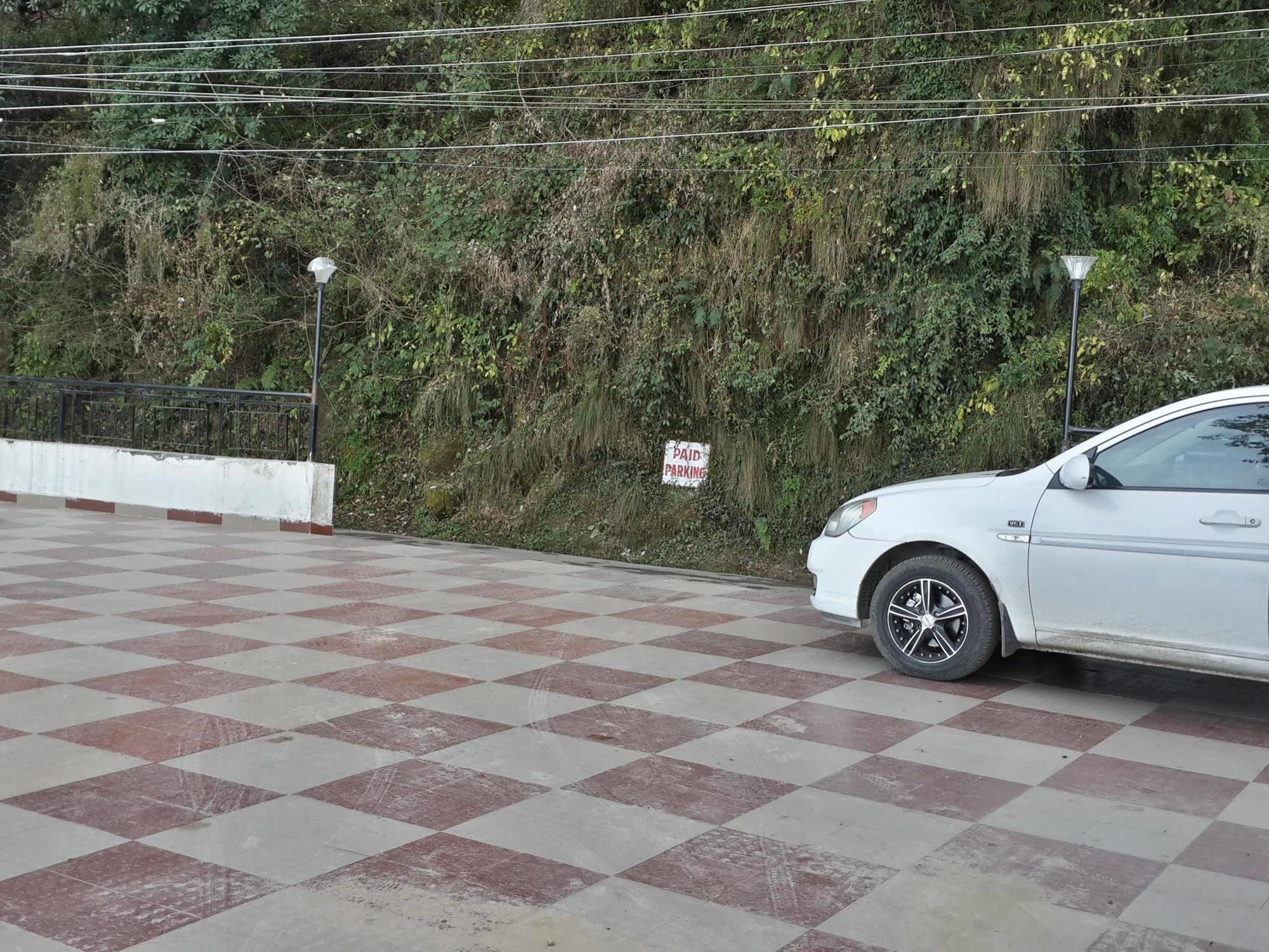 Valley View Hotel Mussoorie Exterior foto